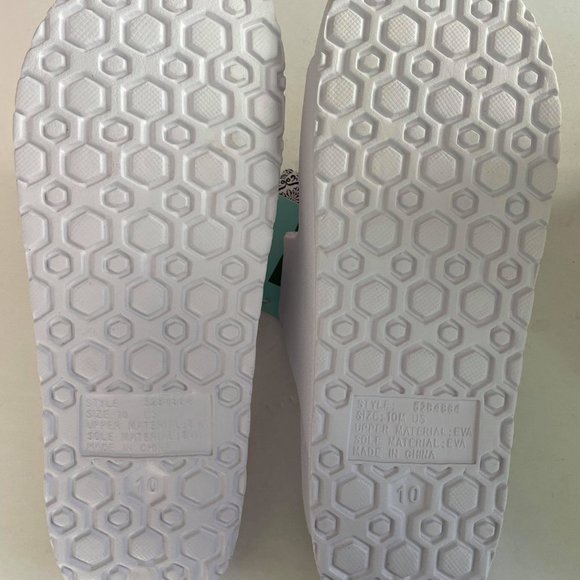 NWT- Women's Sandals in White - Picture 2 of 2